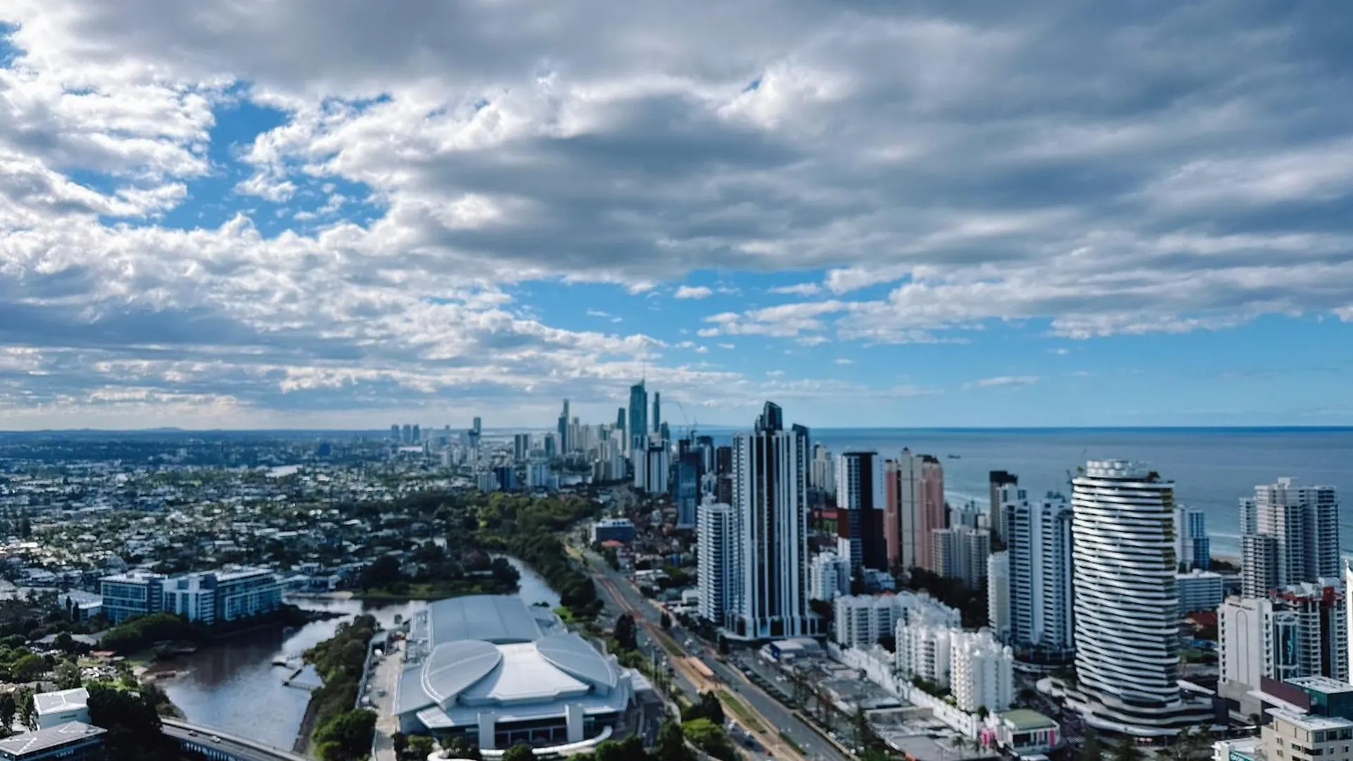 Апартаменты Casino & Luxury Sky High Oceanview 2Br 2Ba Parking Голд-Кост 0*,